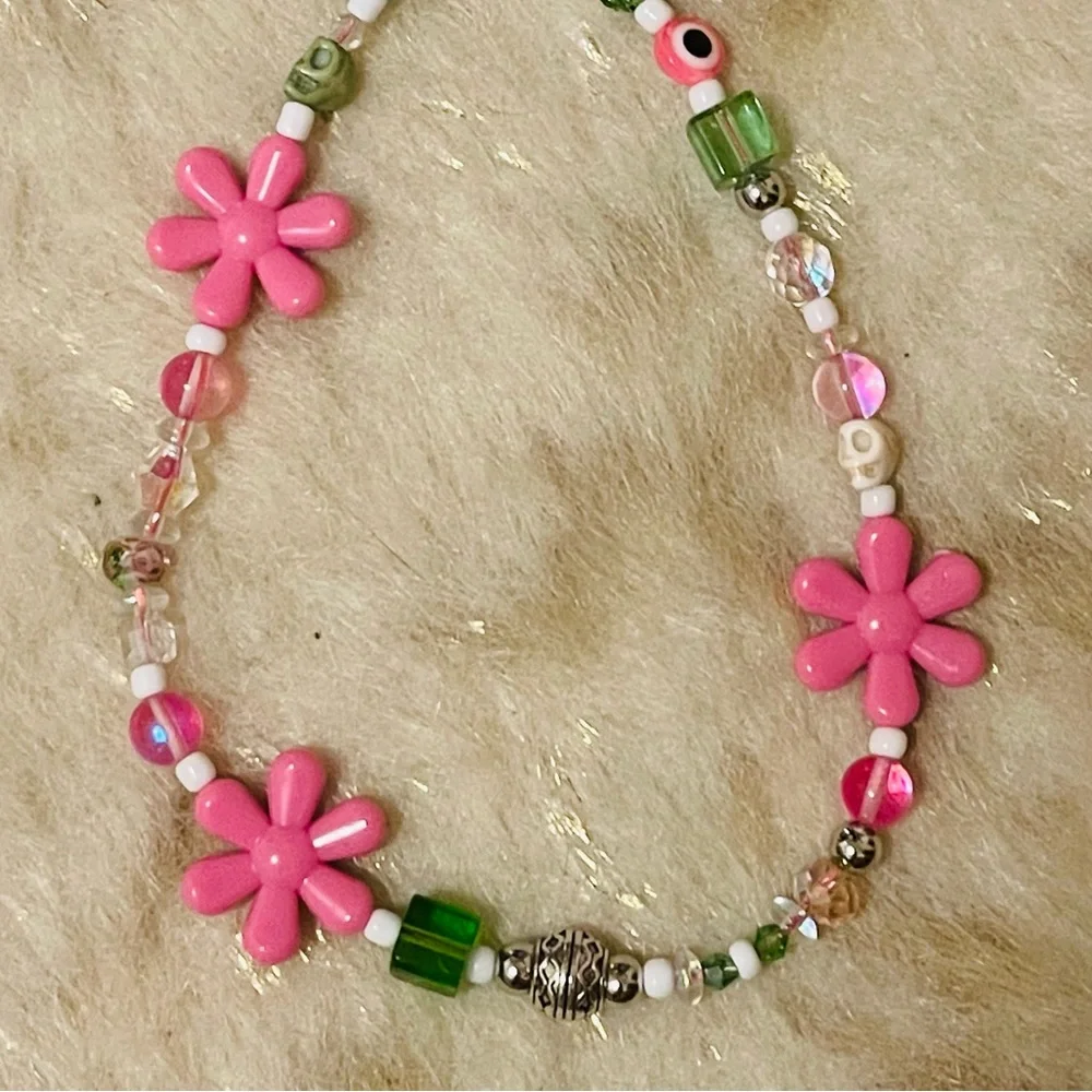 Phone String! 🌸💚 - Picture 5 of 6